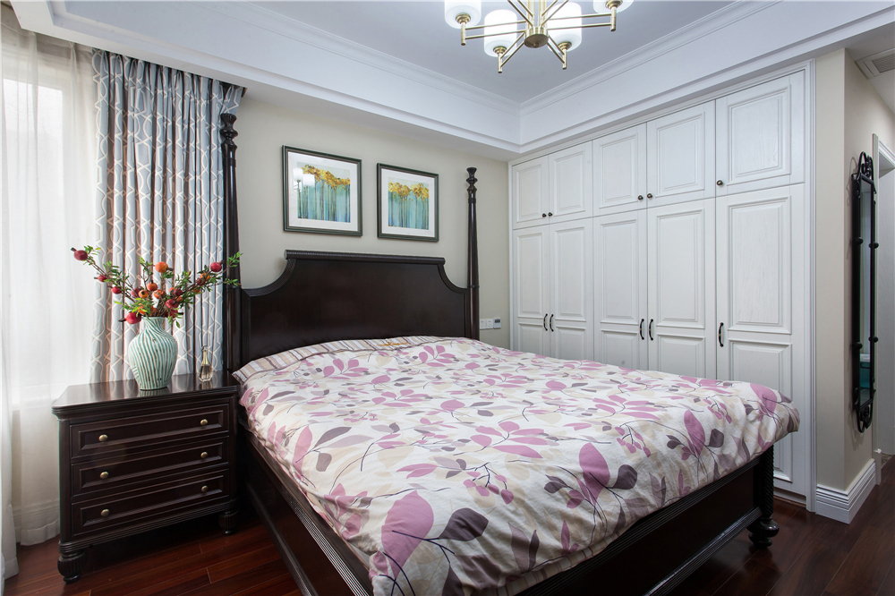 小戶型臥室怎么設計衣柜比較好?(圖1) 小戶型臥室怎么設計衣柜比較好?(圖1)