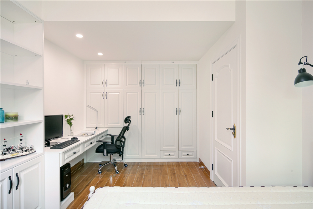 怎么判斷全屋定制衣柜品牌的好壞?(圖1) 怎么判斷全屋定制衣柜品牌的好壞?(圖1)