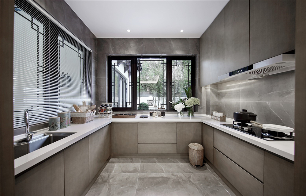 原木與實木復合的區別在于哪里?(圖2) 原木與實木復合的區別在于哪里?(圖2)